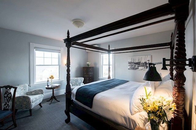 pigeon cove room